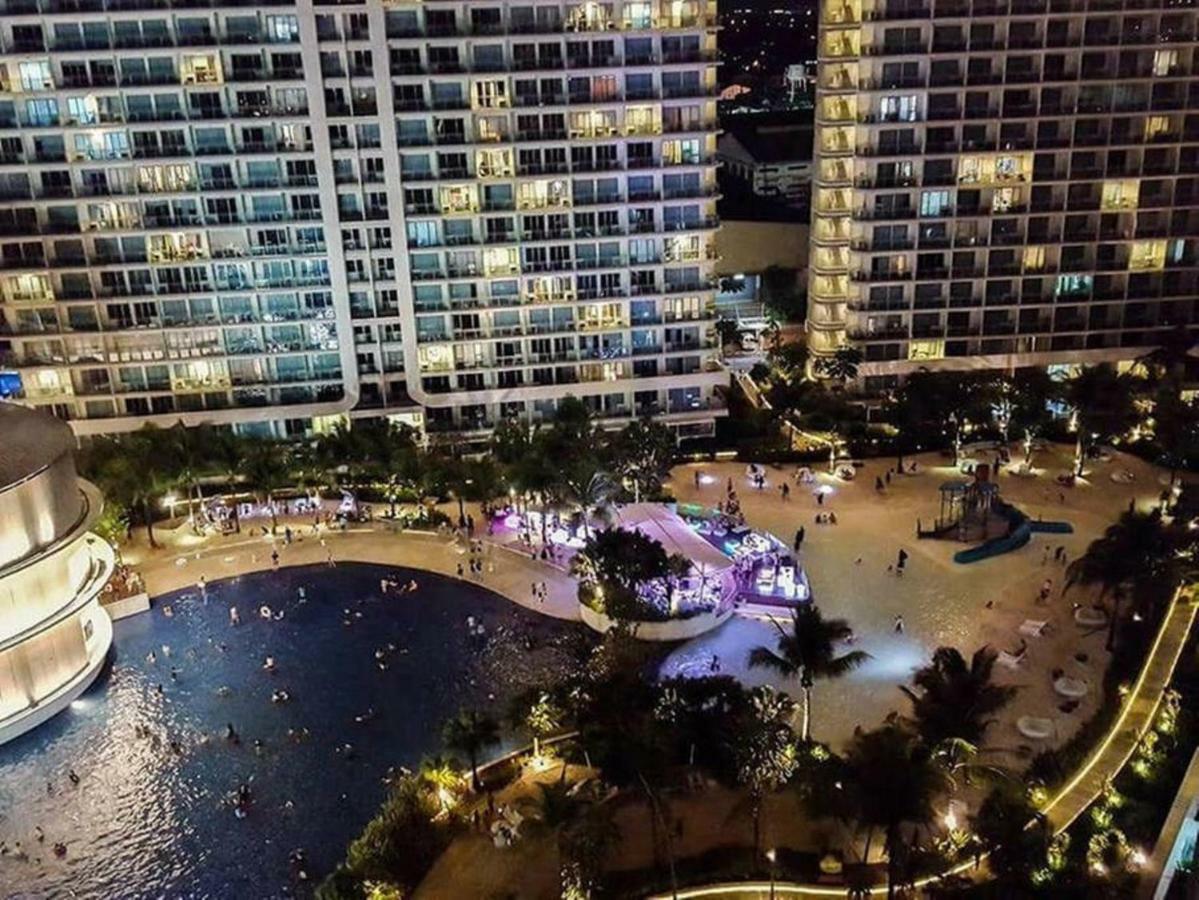Azure C5 Man-Made Beach Balcony Multiple Units Manila Eksteriør billede