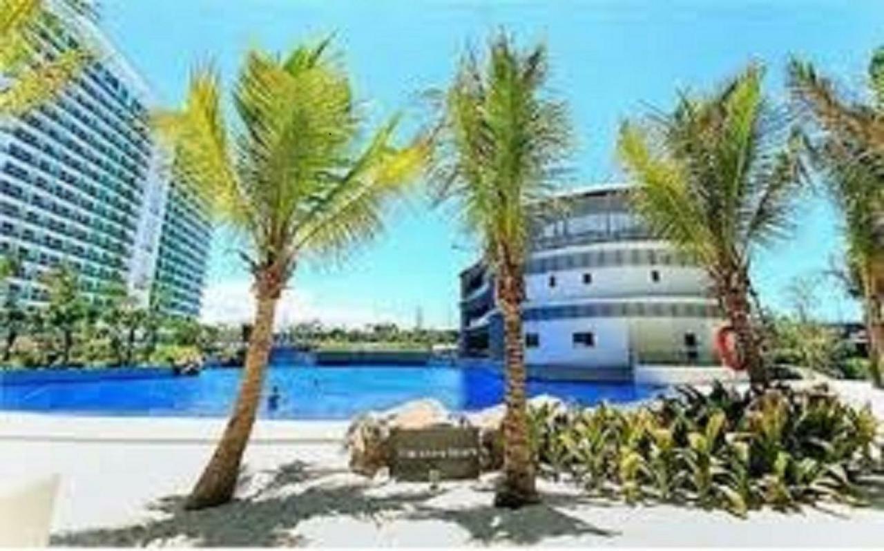 Azure C5 Man-Made Beach Balcony Multiple Units Manila Eksteriør billede